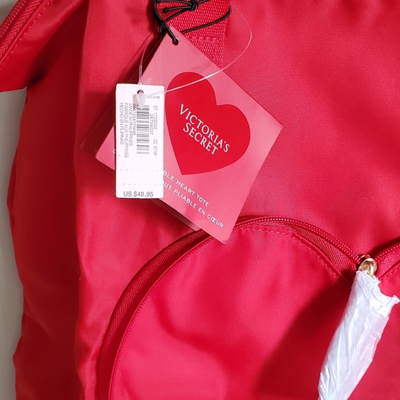 Victoria's Secret Heart Packable Tote Bag - Picture 6 of 9